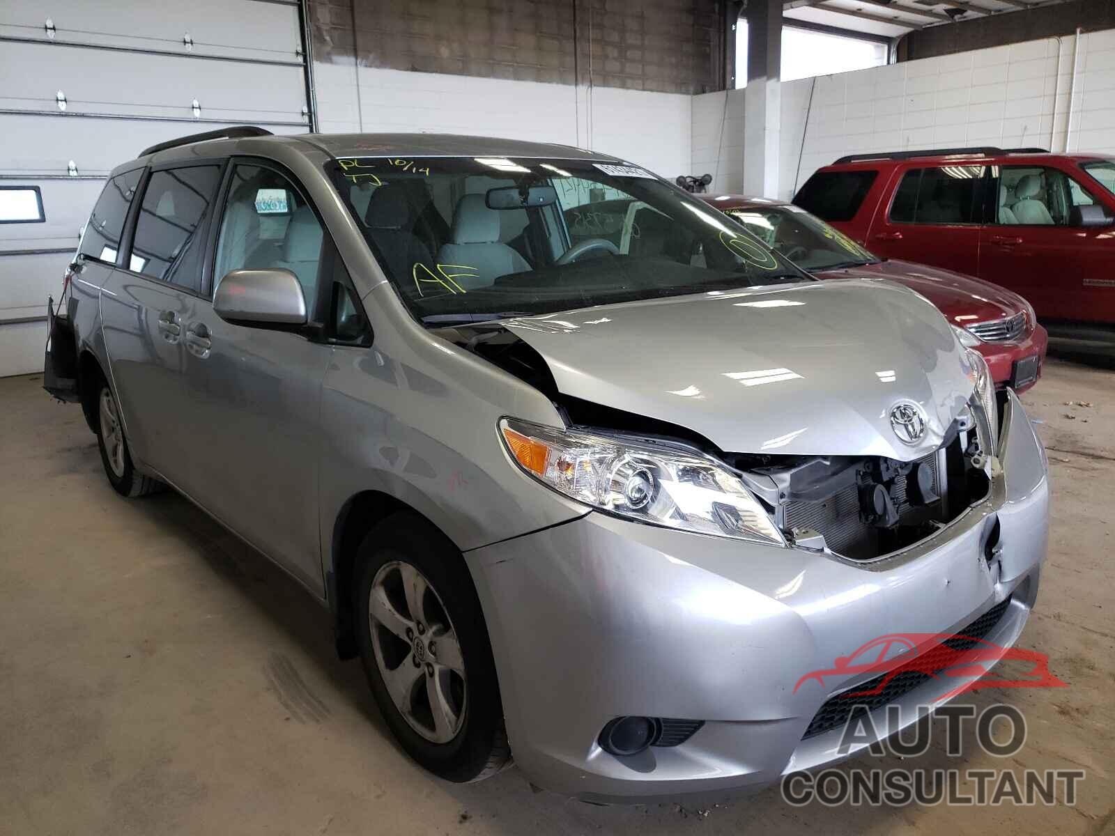 TOYOTA SIENNA 2016 - 5TDKK3DC2GS752024