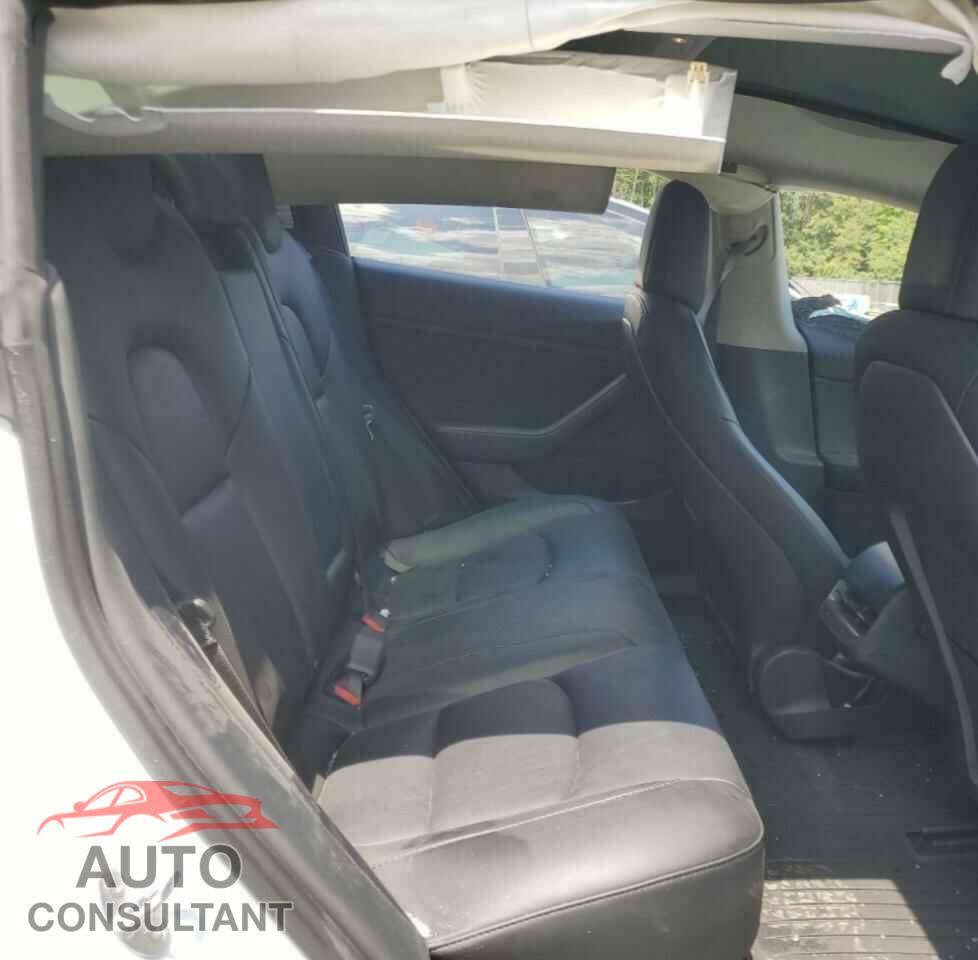 TESLA MODEL 3 2023 - 5YJ3E1EA5PF426090