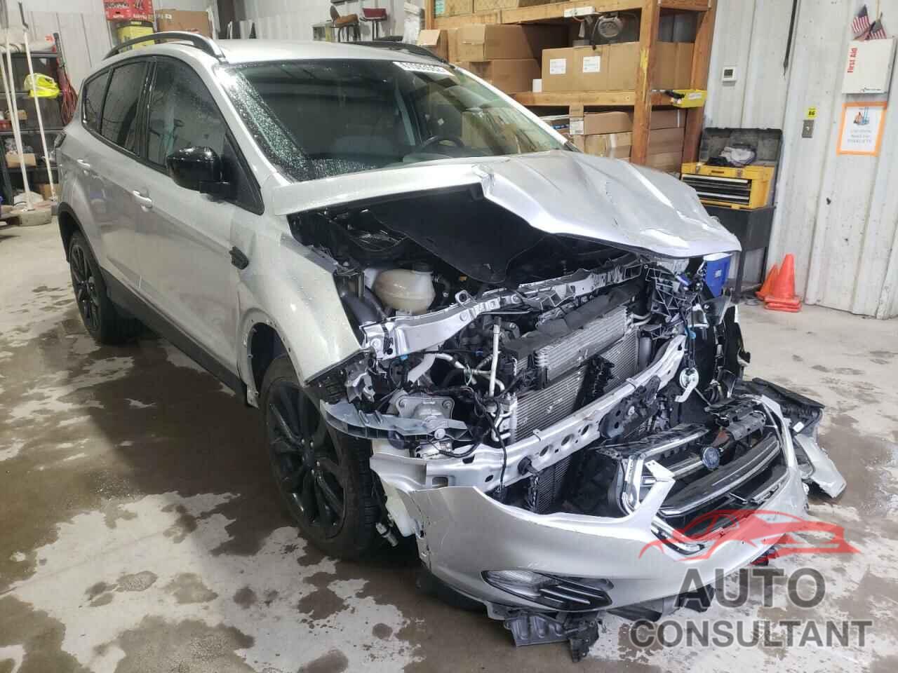 FORD ESCAPE 2018 - 1FMCU9GD4JUB34207