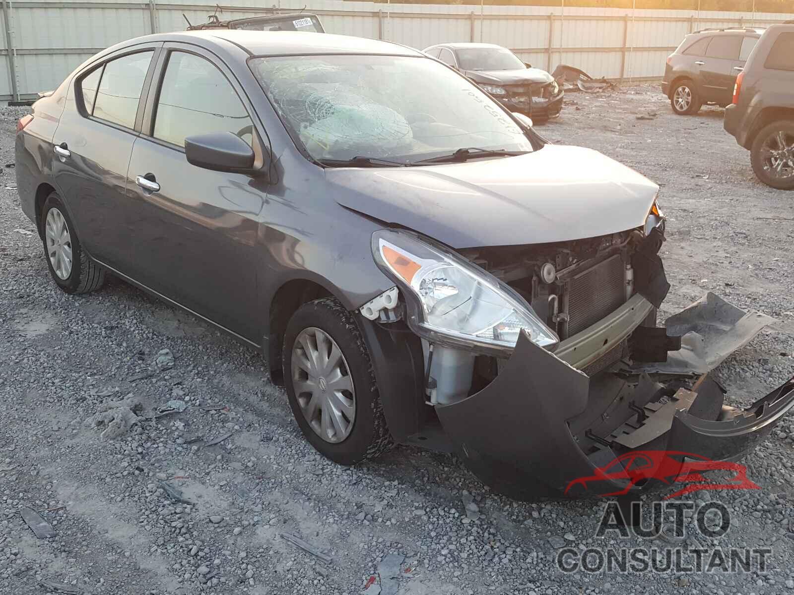 NISSAN VERSA 2017 - 3N1CN7AP7HL868968