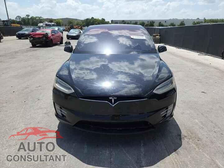 TESLA MODEL X 2018 - 5YJXCBE23JF120499