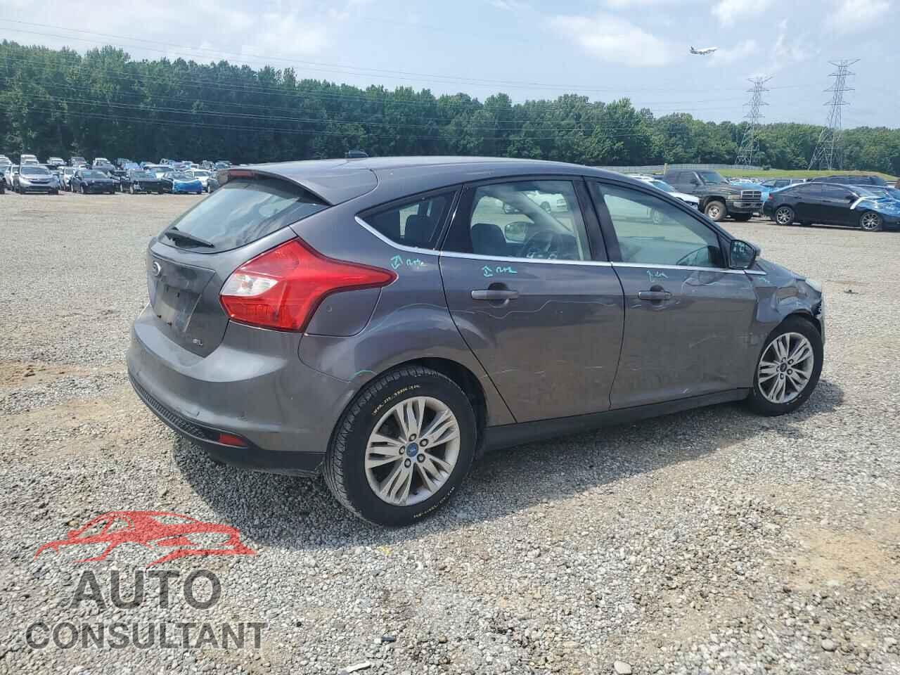 FORD FOCUS 2012 - 1FAHP3M21CL200731