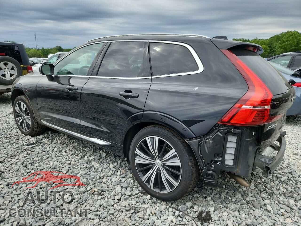 VOLVO XC60 PLUS 2023 - YV4L12RN0P1337886