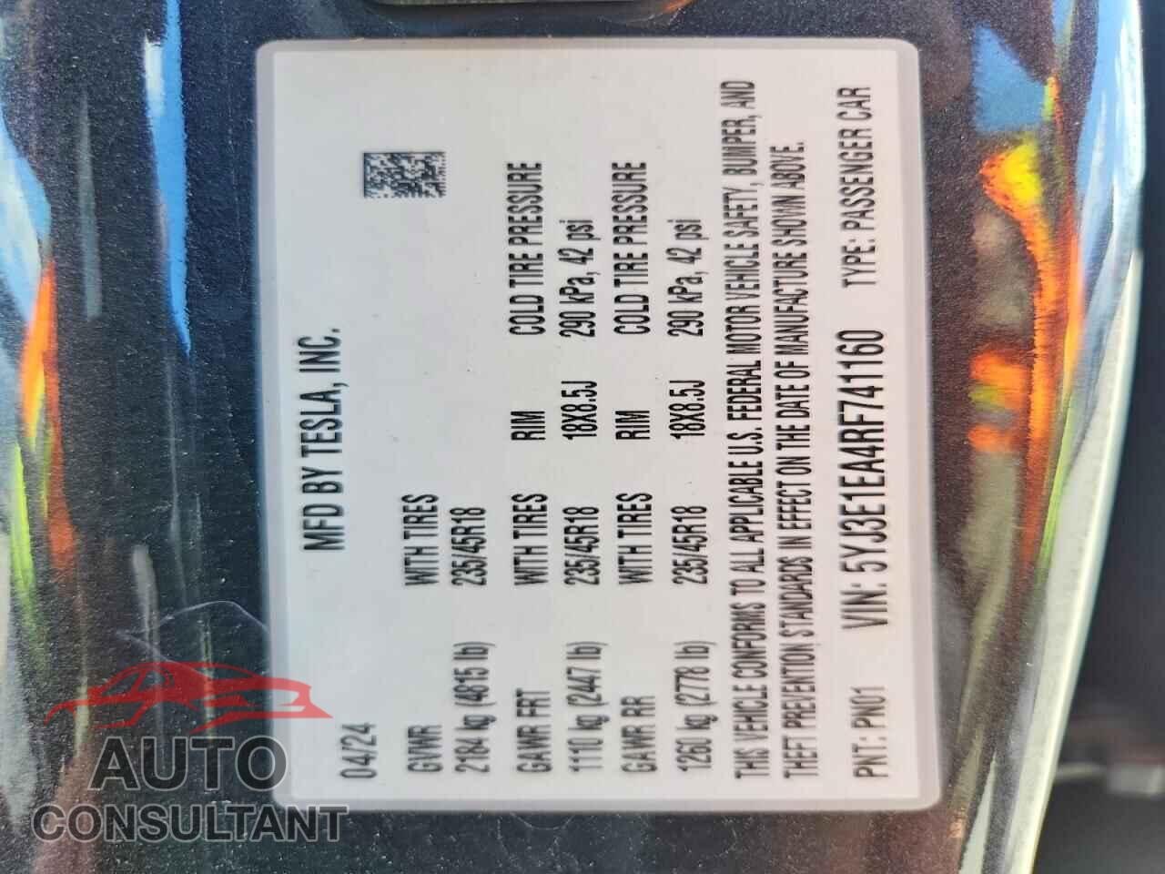 TESLA MODEL 3 2024 - 5YJ3E1EA4RF741160