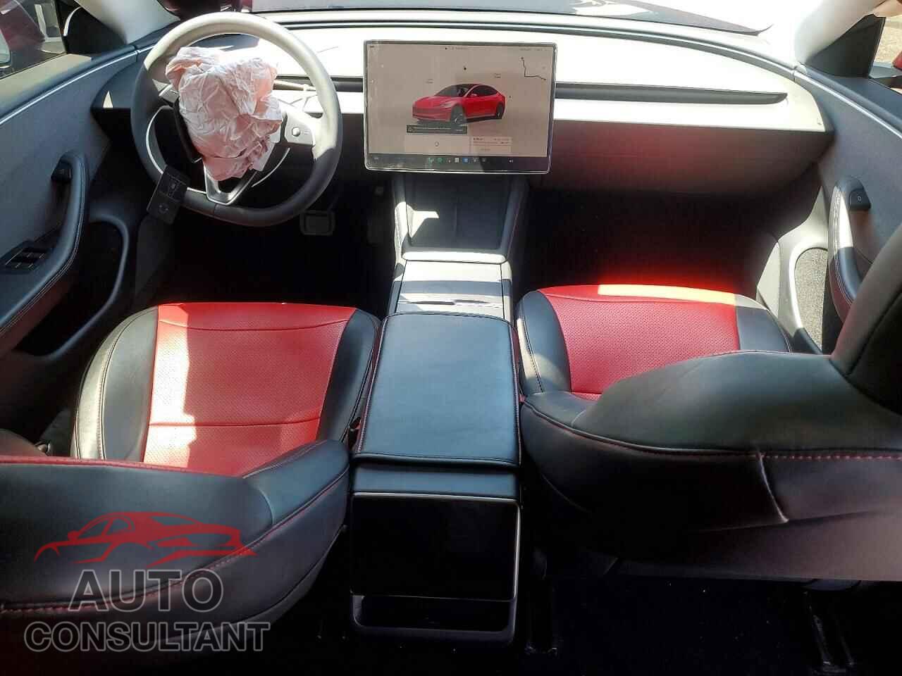 TESLA MODEL 3 2025 - 5YJ3E1EA3SF057433