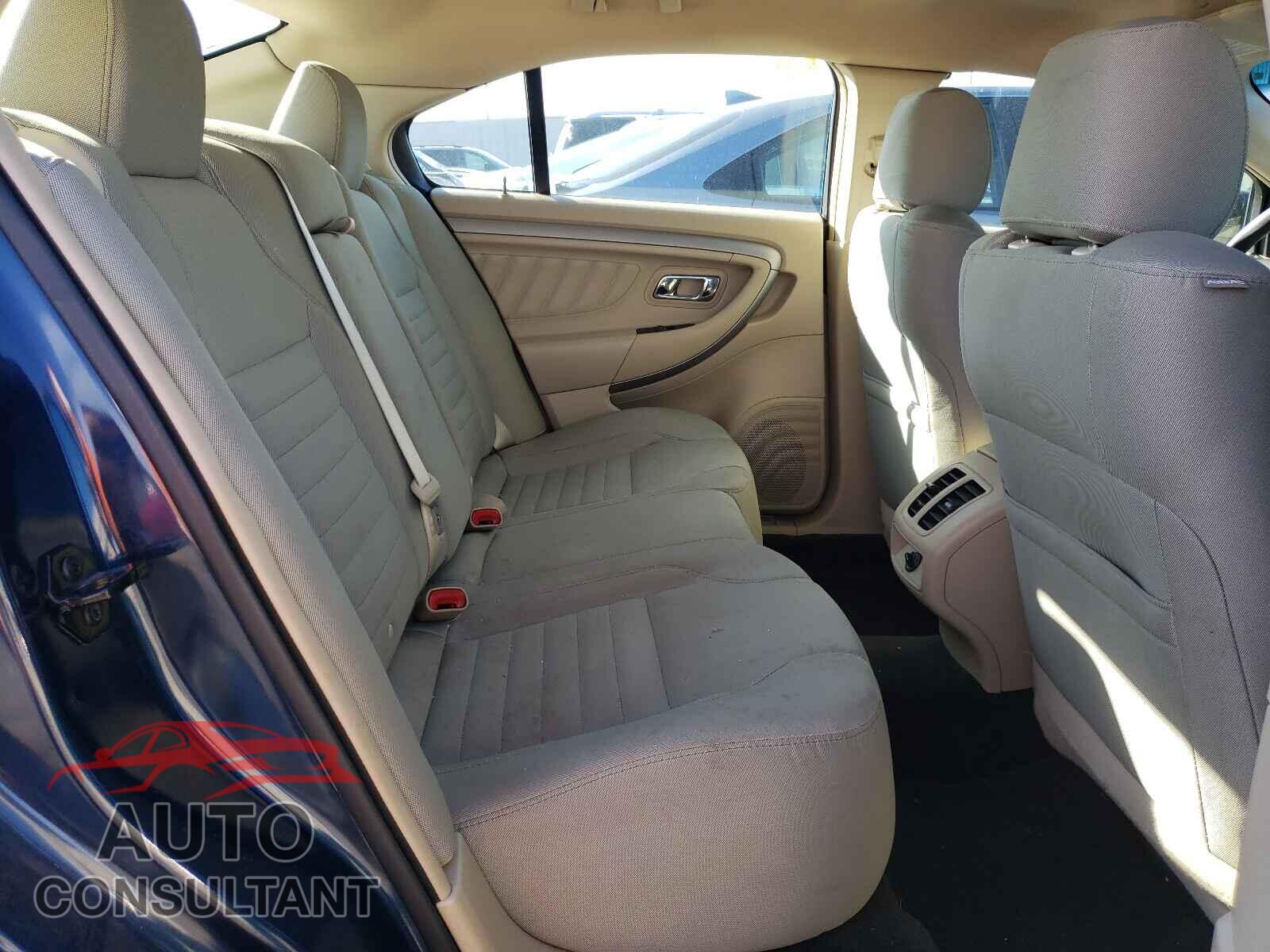 FORD TAURUS 2017 - 1FAHP2D80HG110792