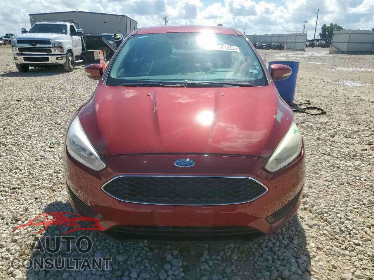 FORD FOCUS 2015 - 1FADP3F22FL340755