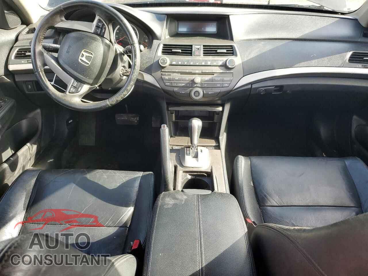 HONDA ACCORD 2011 - 1HGCP2F61BA110084