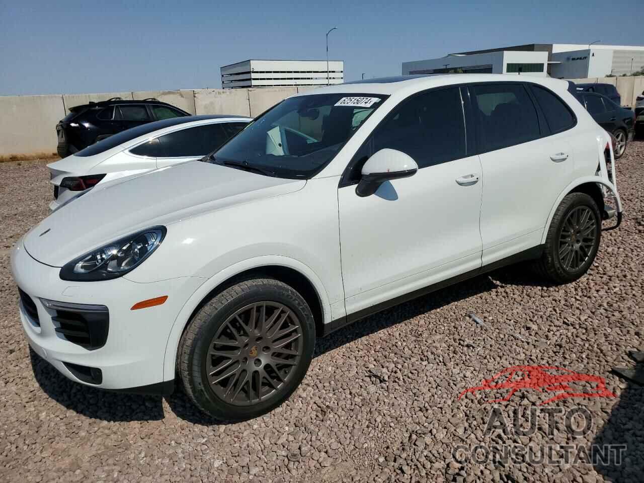 PORSCHE CAYENNE 2017 - WP1AA2A21HKA84129