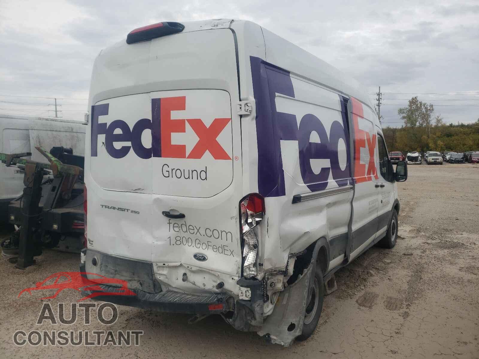FORD TRANSIT CO 2019 - 1FTYR2XM5KKA15596