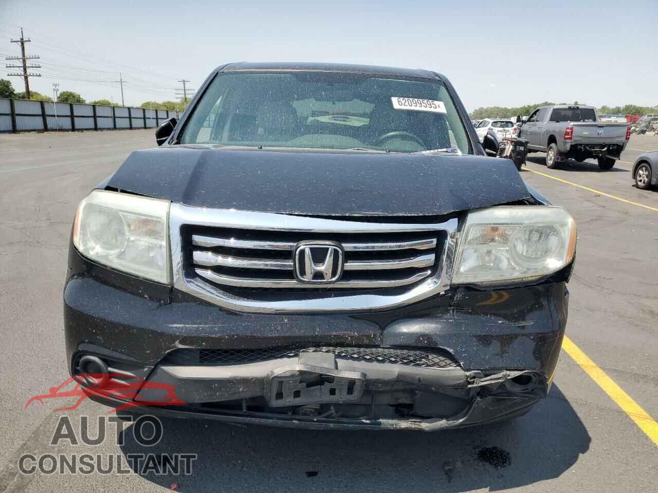 HONDA PILOT 2013 - 5FNYF4H27DB084100