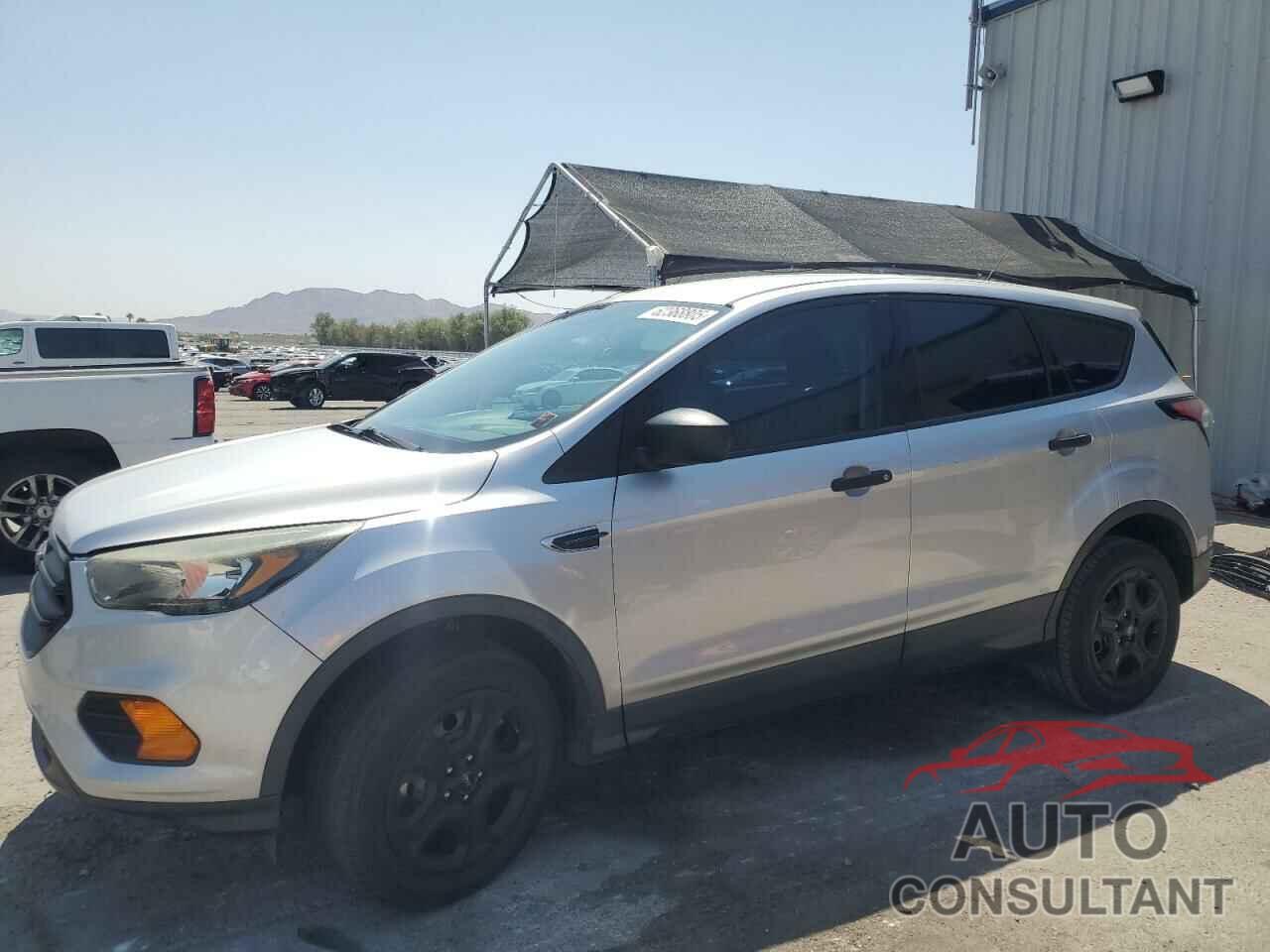 FORD ESCAPE 2018 - 1FMCU0F74JUA56681