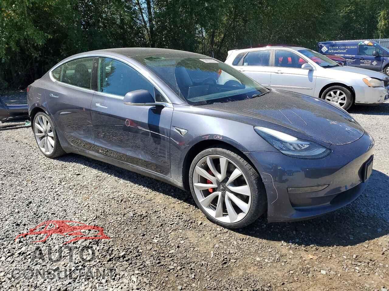 TESLA MODEL 3 2019 - 5YJ3E1EB4KF469613