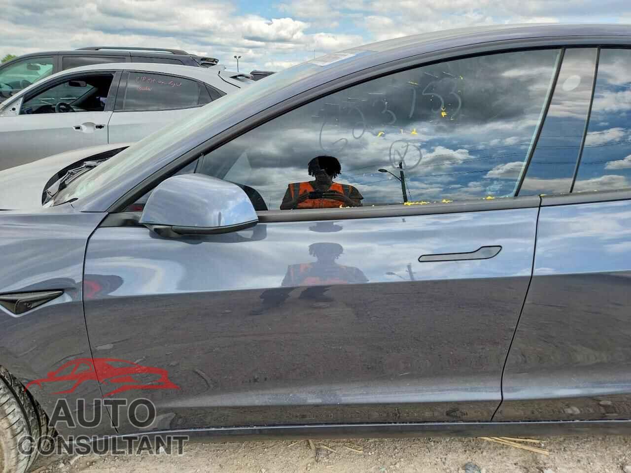 TESLA MODEL 3 2023 - 5YJ3E1EA4PF623753