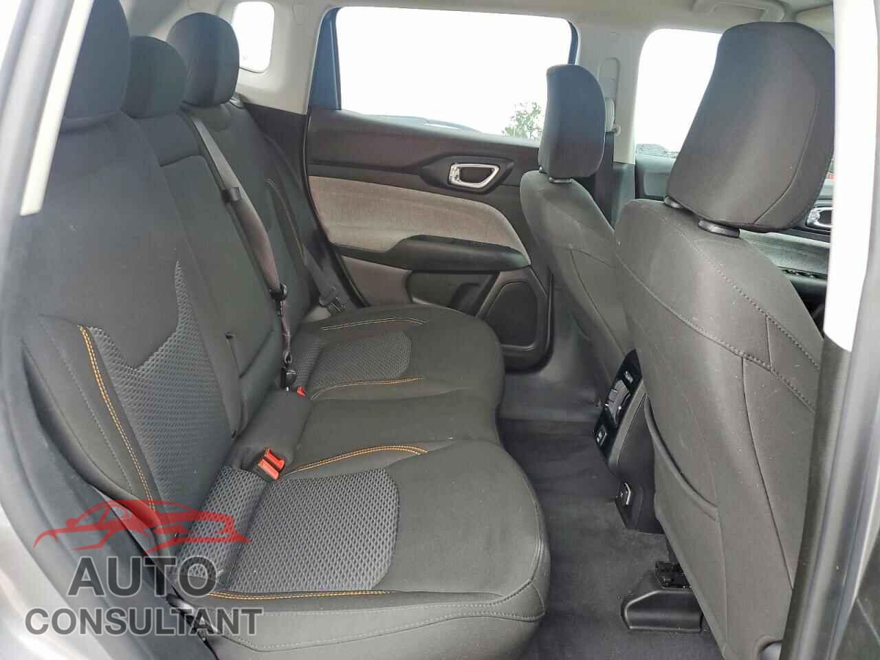 JEEP COMPASS 2022 - 3C4NJDAB5NT213904