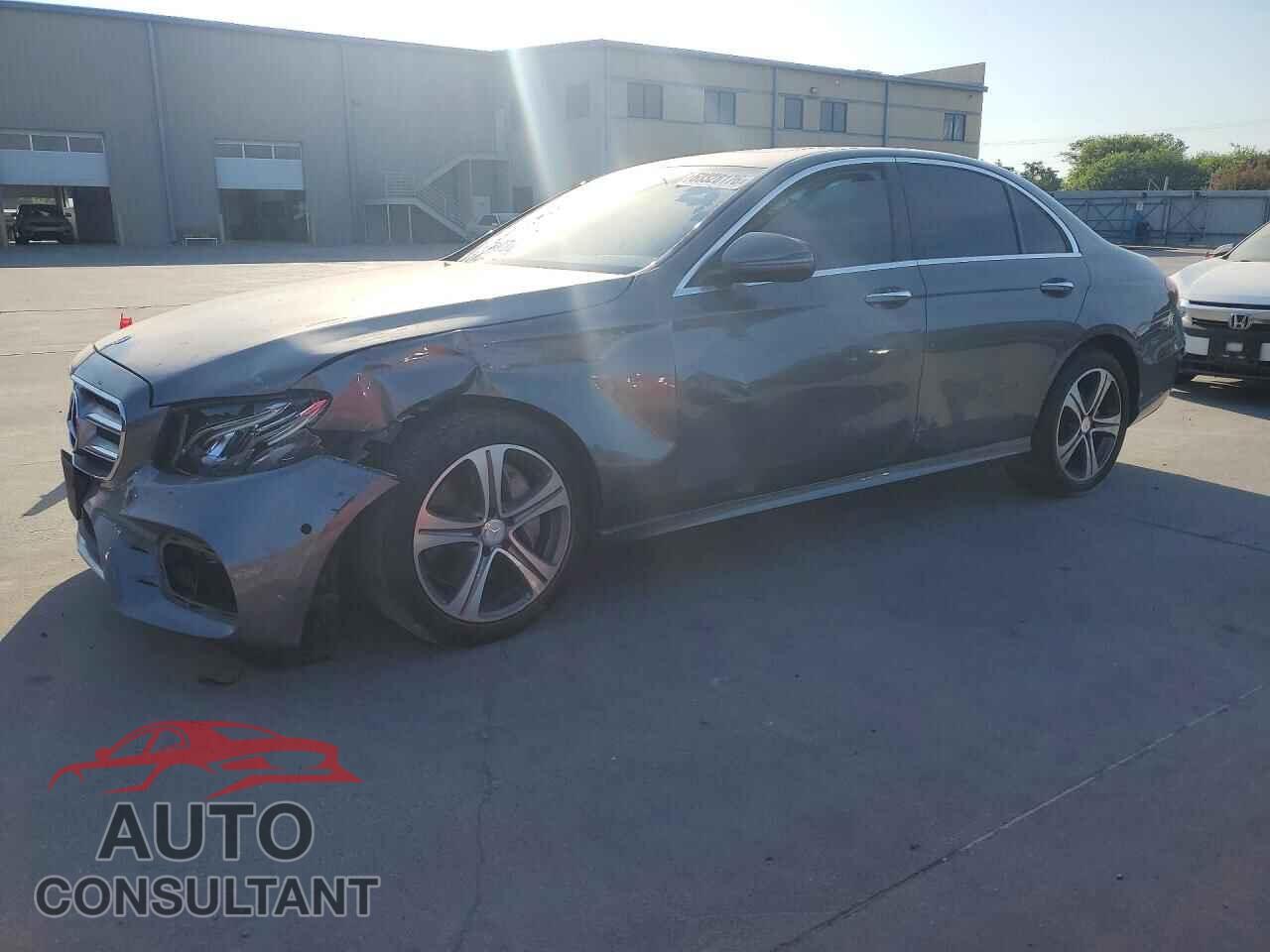 MERCEDES-BENZ E-CLASS 2017 - WDDZF4JB5HA153191