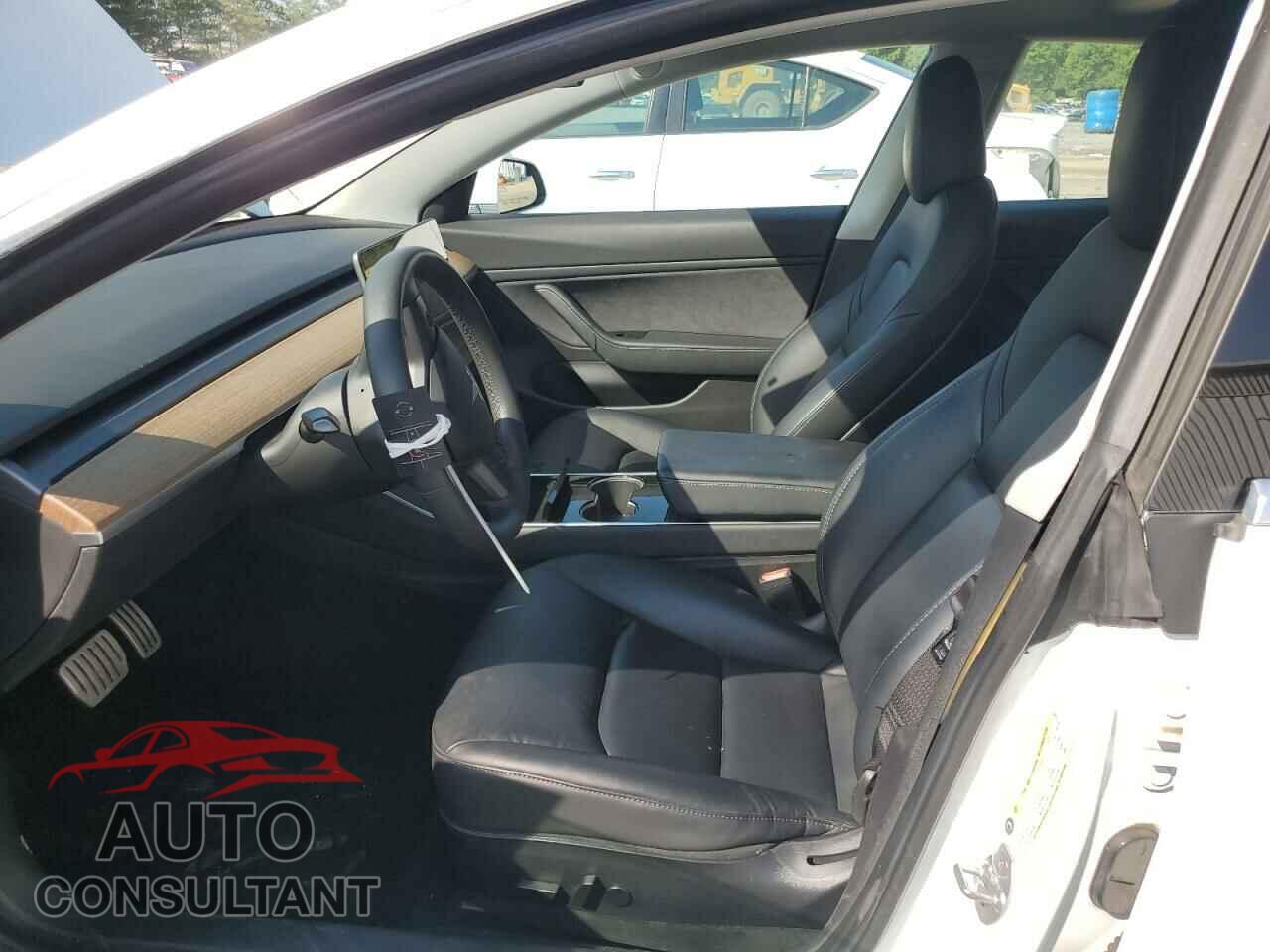 TESLA MODEL 3 2020 - 5YJ3E1EC4LF784552