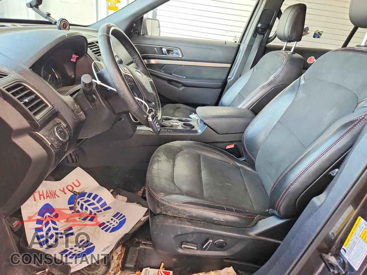 FORD EXPLORER 2018 - 1FM5K7D82JGB30813