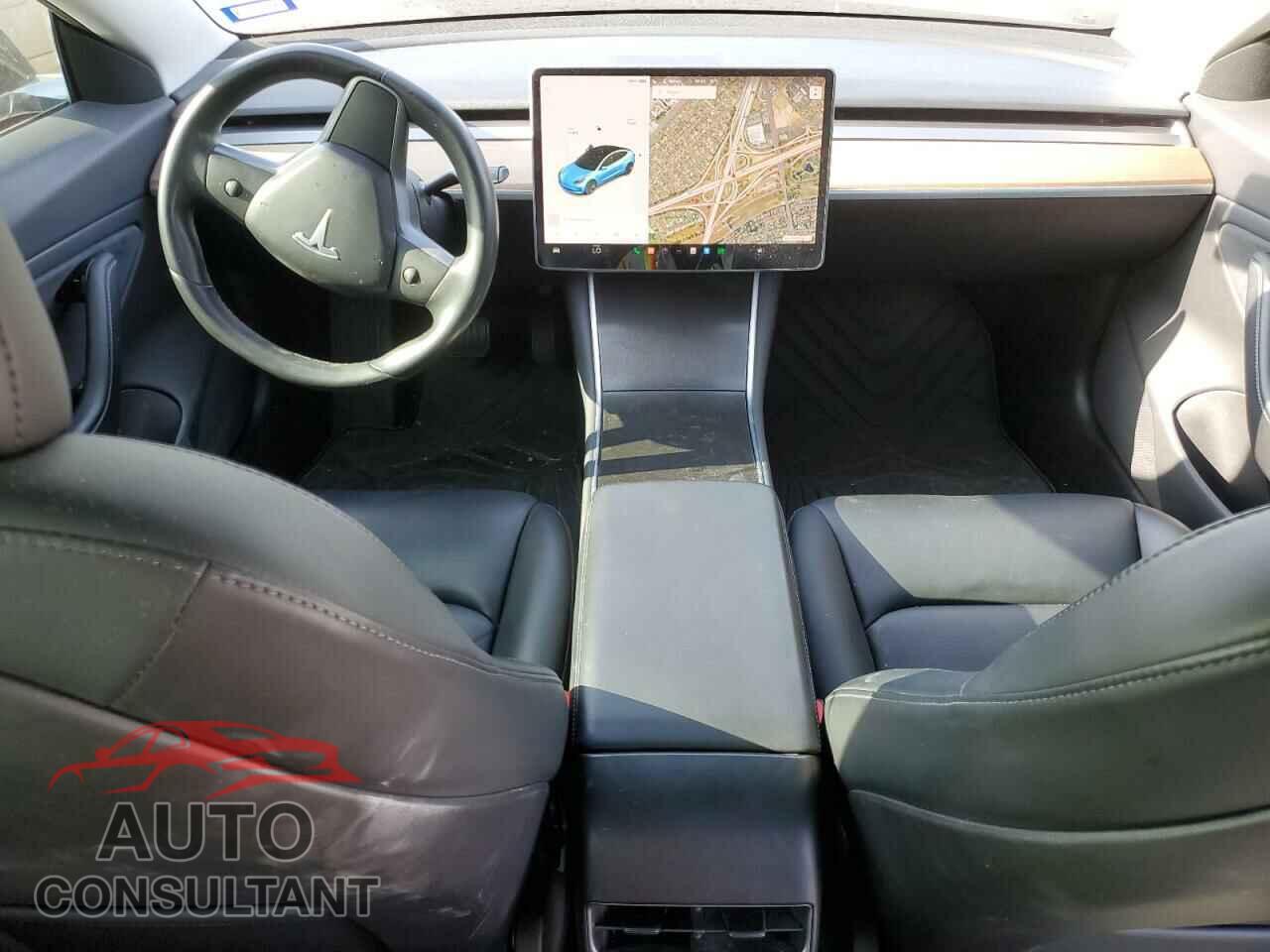TESLA MODEL 3 2019 - 5YJ3E1EB5KF208961