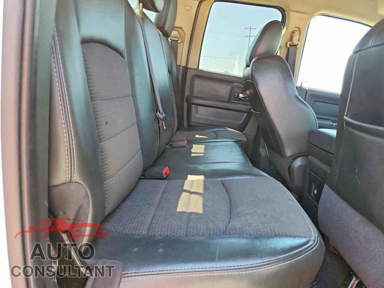 DODGE RAM 1500 2012 - 1C6RD7HT9CS105218