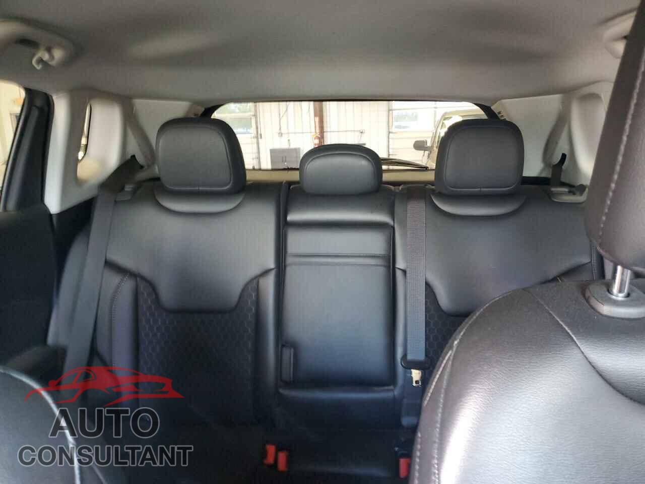 JEEP COMPASS 2019 - 3C4NJDBB9KT735767