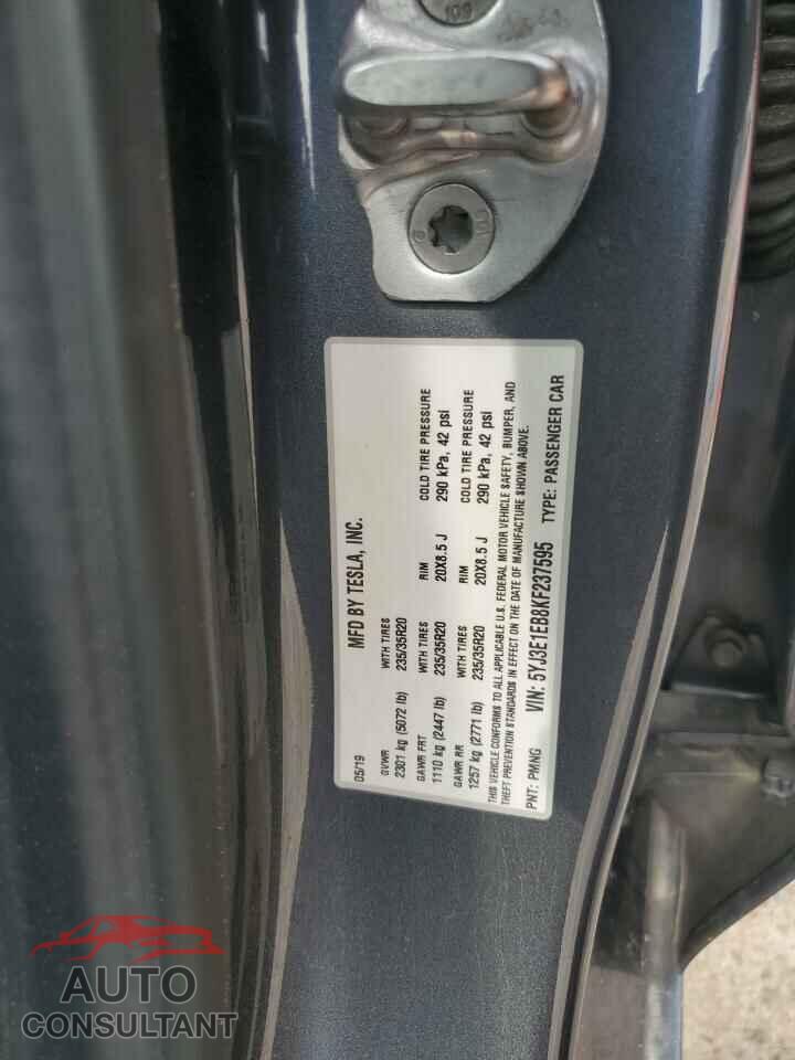 TESLA MODEL 3 2019 - 5YJ3E1EB8KF237595