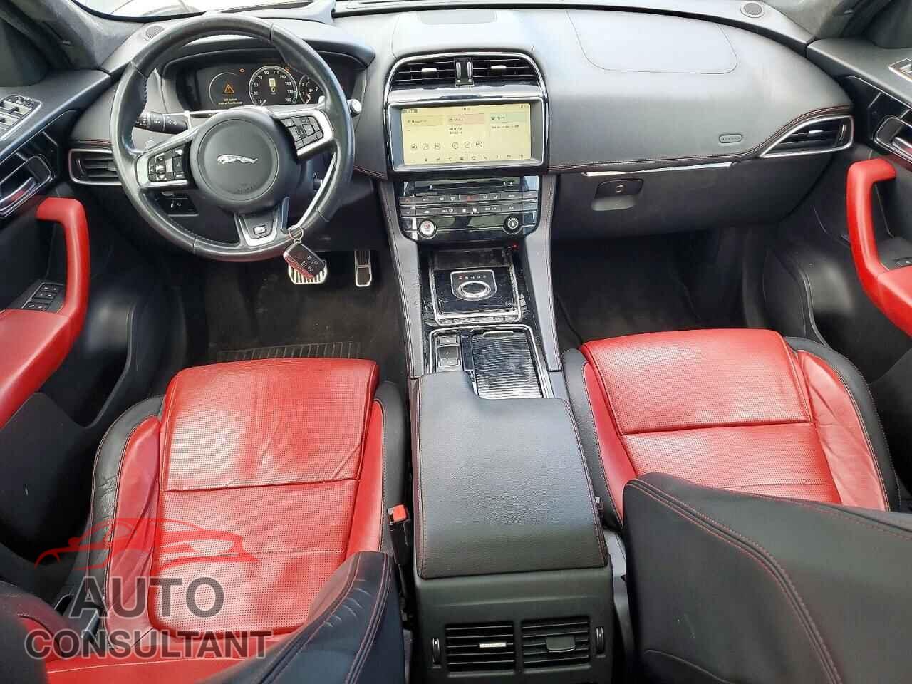 JAGUAR F-PACE 2018 - SADCL2EV7JA243048