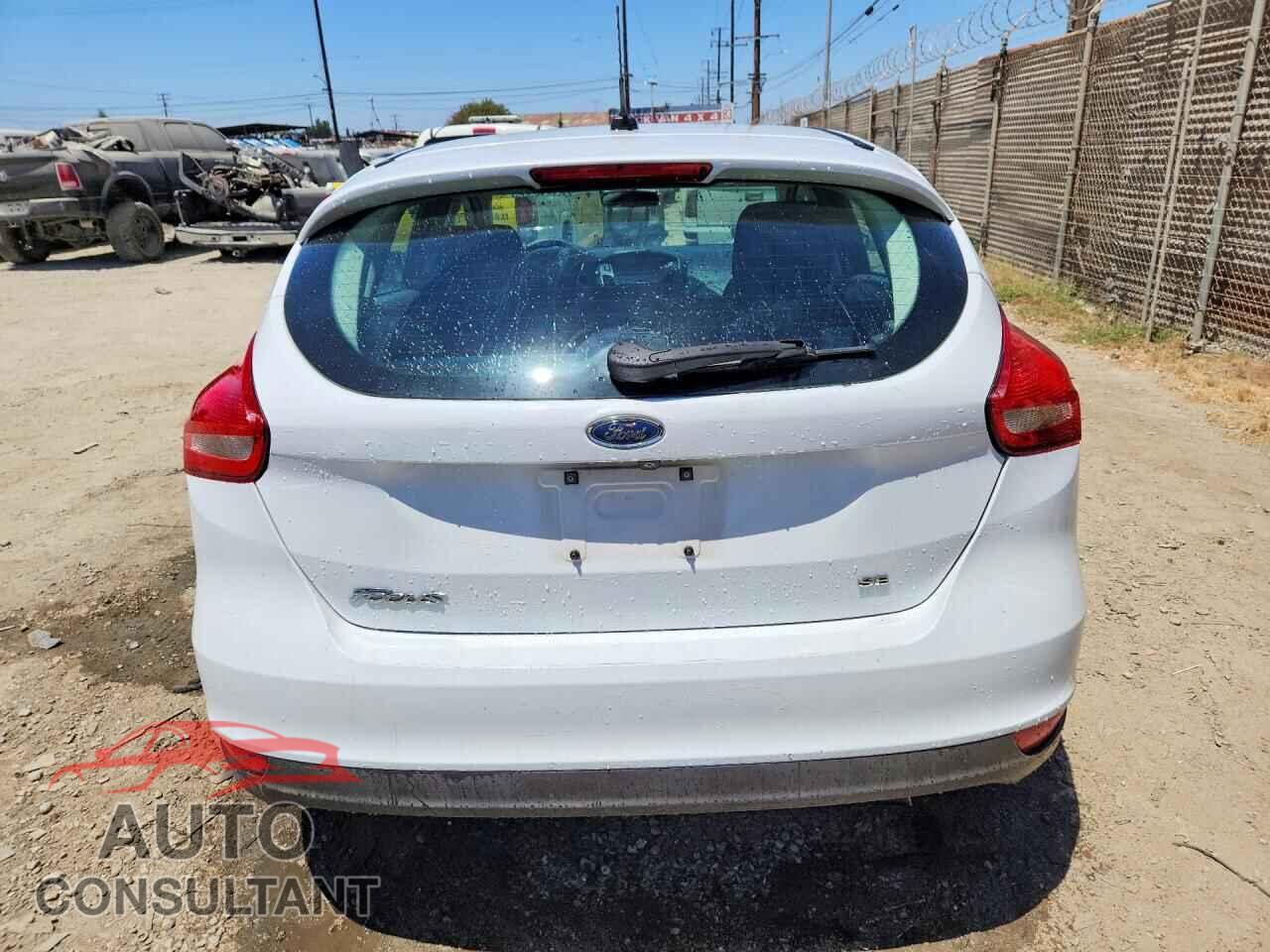FORD FOCUS 2016 - 1FADP3K27GL217539