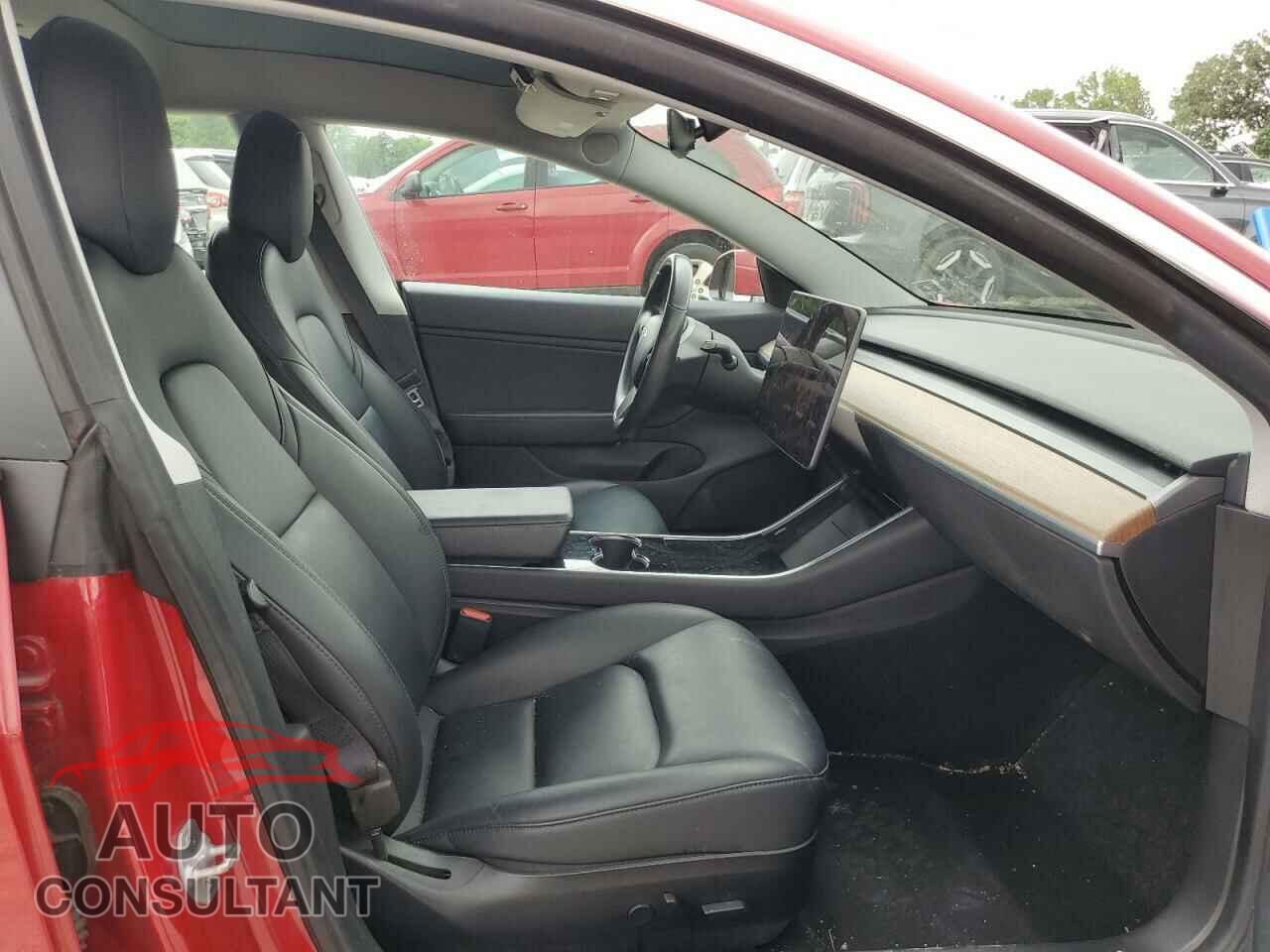 TESLA MODEL 3 2019 - 5YJ3E1EA7KF298895