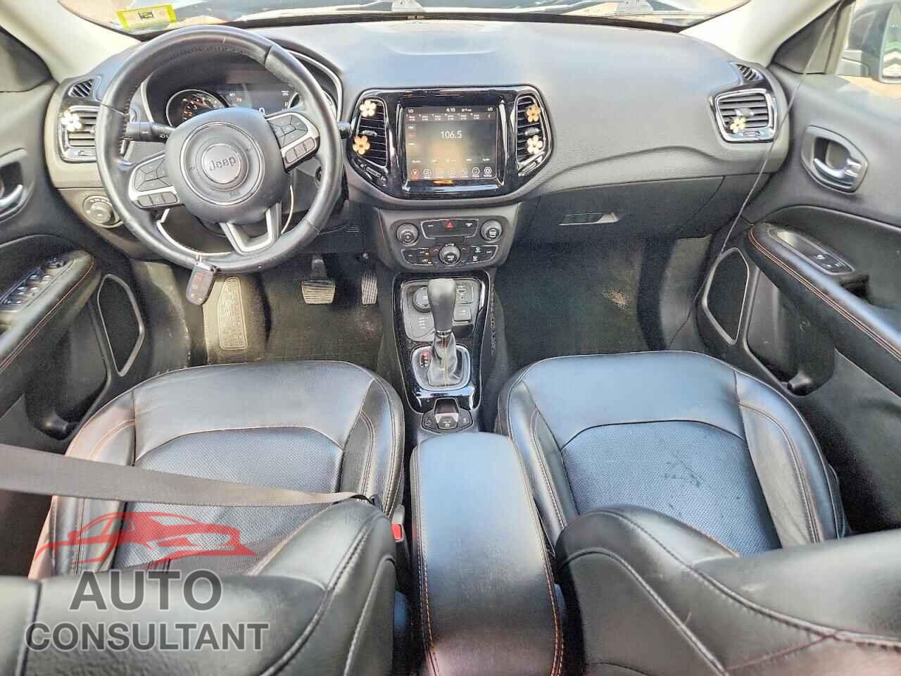 JEEP COMPASS 2020 - 3C4NJDCB1LT119173