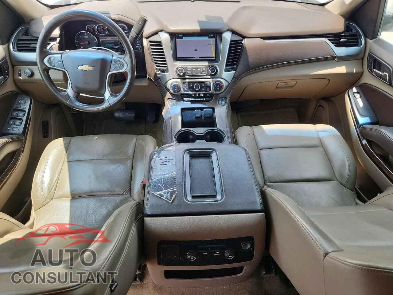 CHEVROLET SUBURBAN 2016 - 1GNSCHKC1GR286444