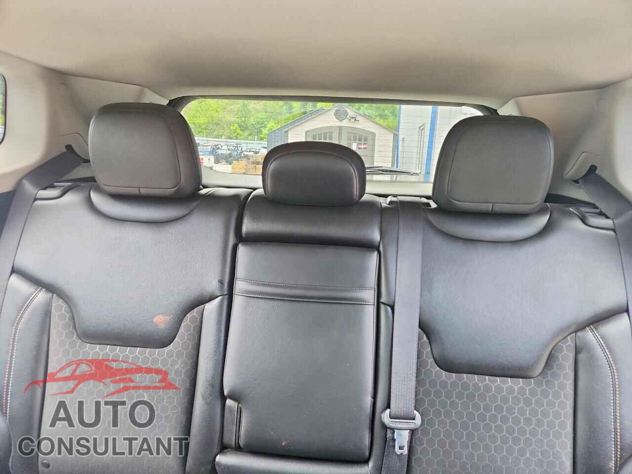 JEEP COMPASS 2018 - 3C4NJDBB0JT177709
