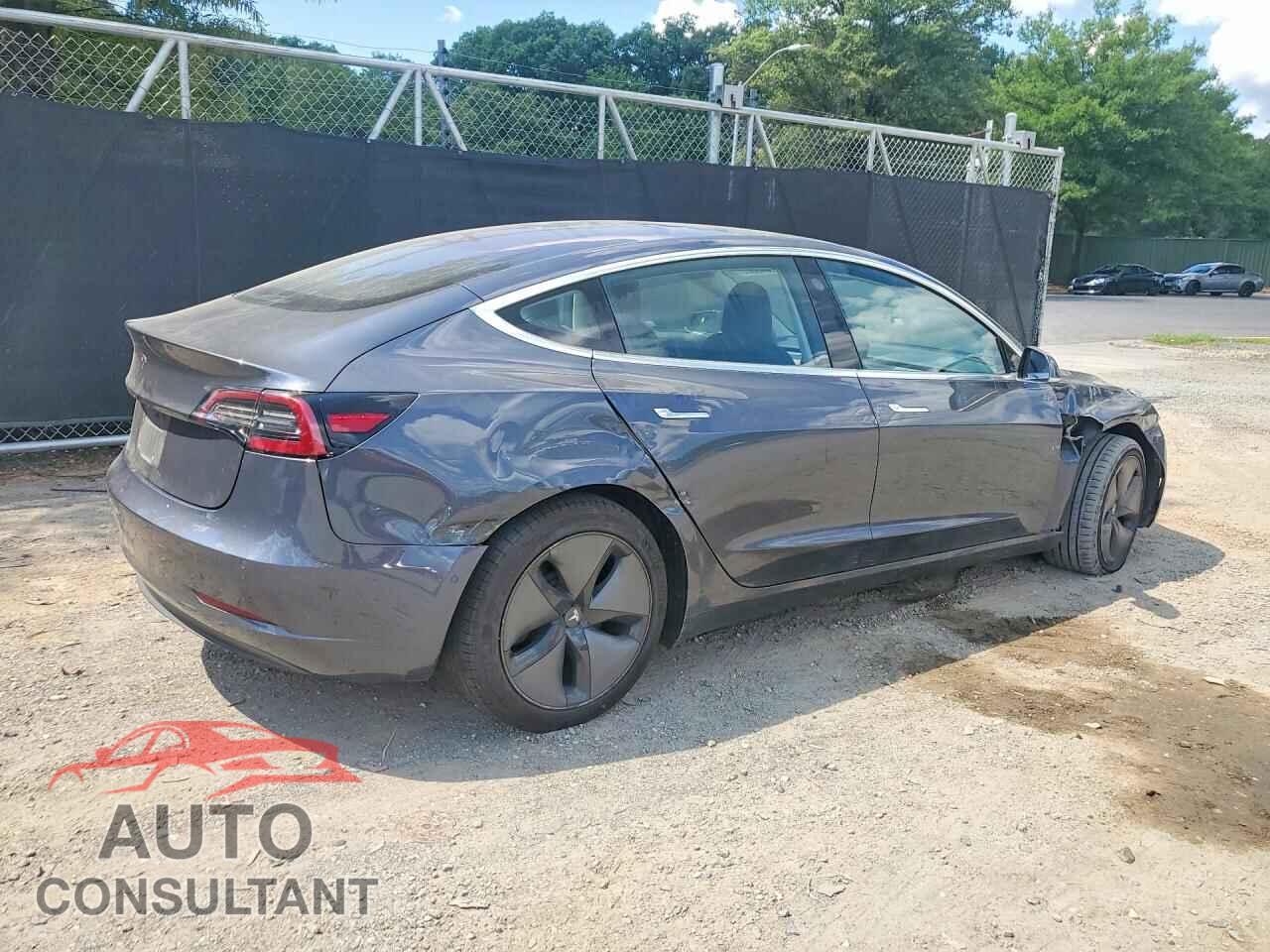 TESLA MODEL 3 2018 - 5YJ3E1EA3JF019067