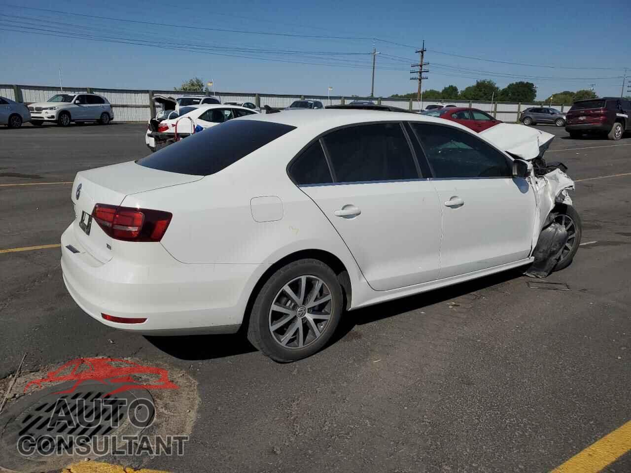 VOLKSWAGEN JETTA 2017 - 3VWDB7AJ6HM370449