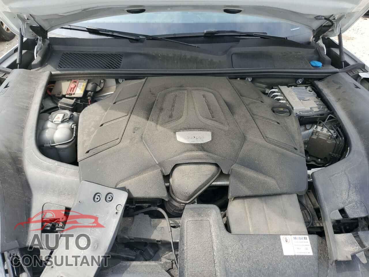 PORSCHE CAYENNE 2020 - WP1AA2AY9LDA10457