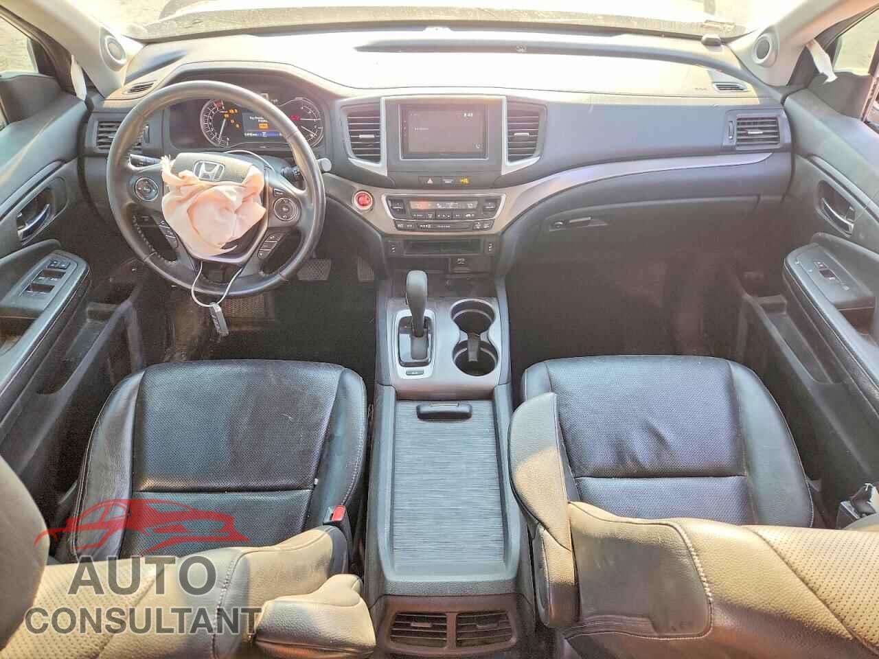 HONDA RIDGELINE 2017 - 5FPYK3F51HB011336