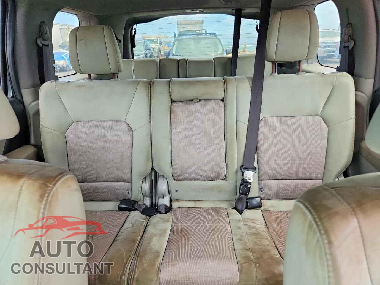HONDA PILOT 2015 - 5FNYF3H41FB030628