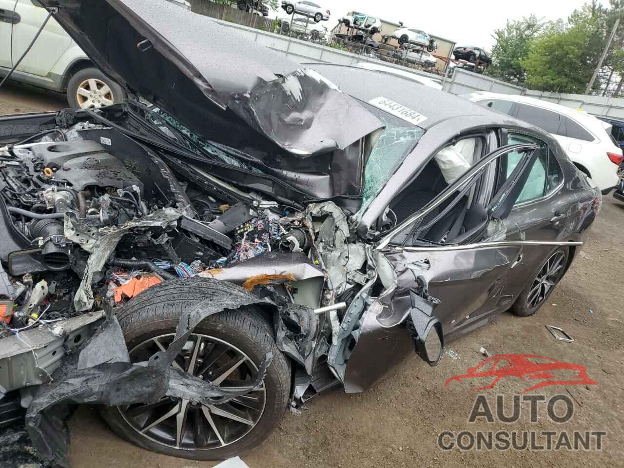 TOYOTA CAMRY 2023 - 4T1G11AK6PU827629