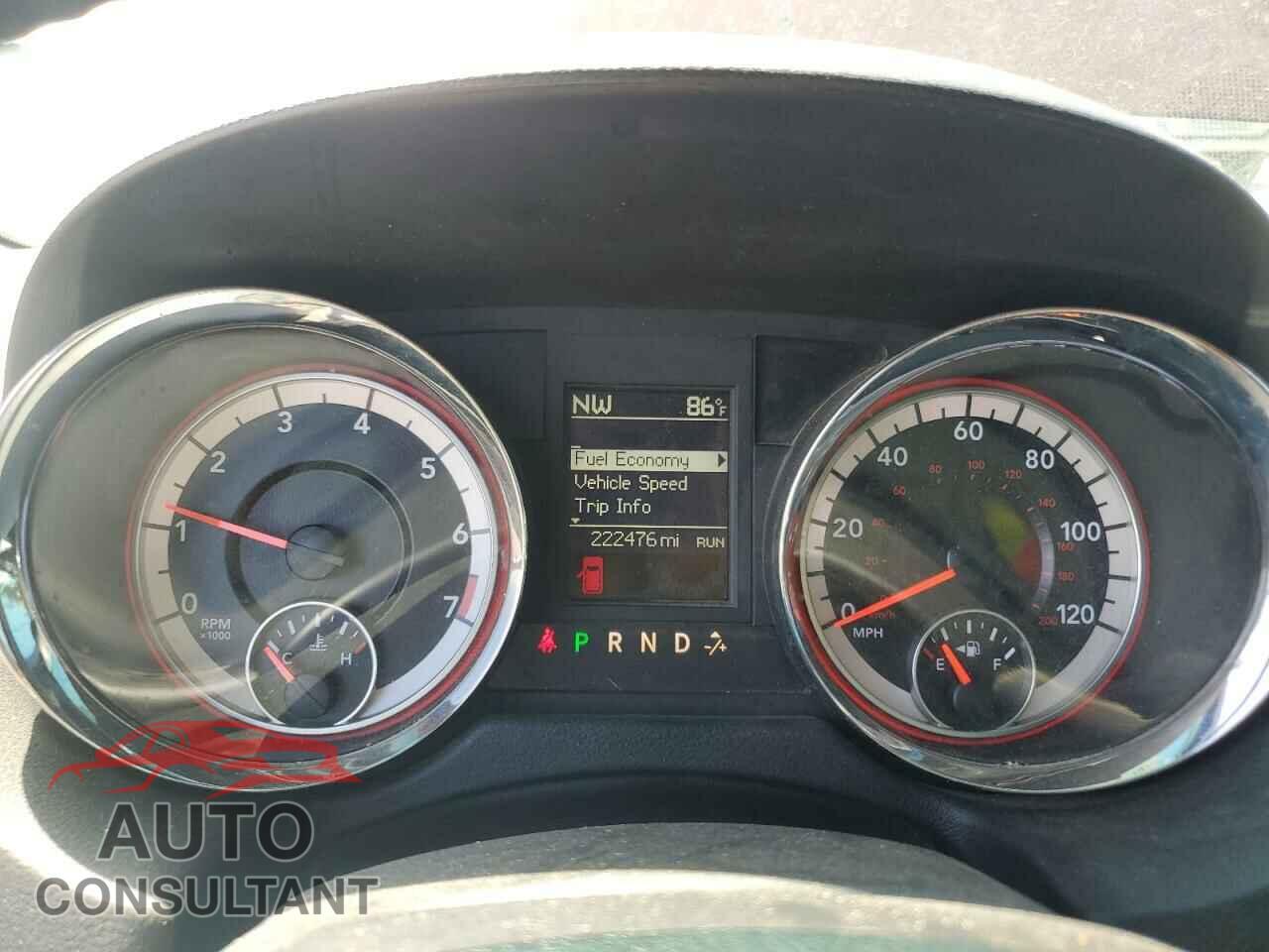 DODGE CARAVAN 2018 - 2C4RDGEG1JR296079