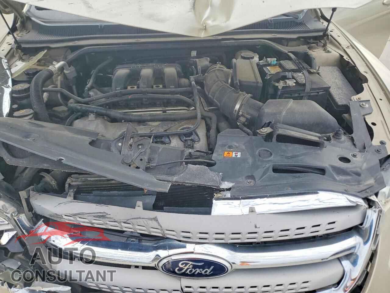 FORD TAURUS 2011 - 1FAHP2FW4BG134001
