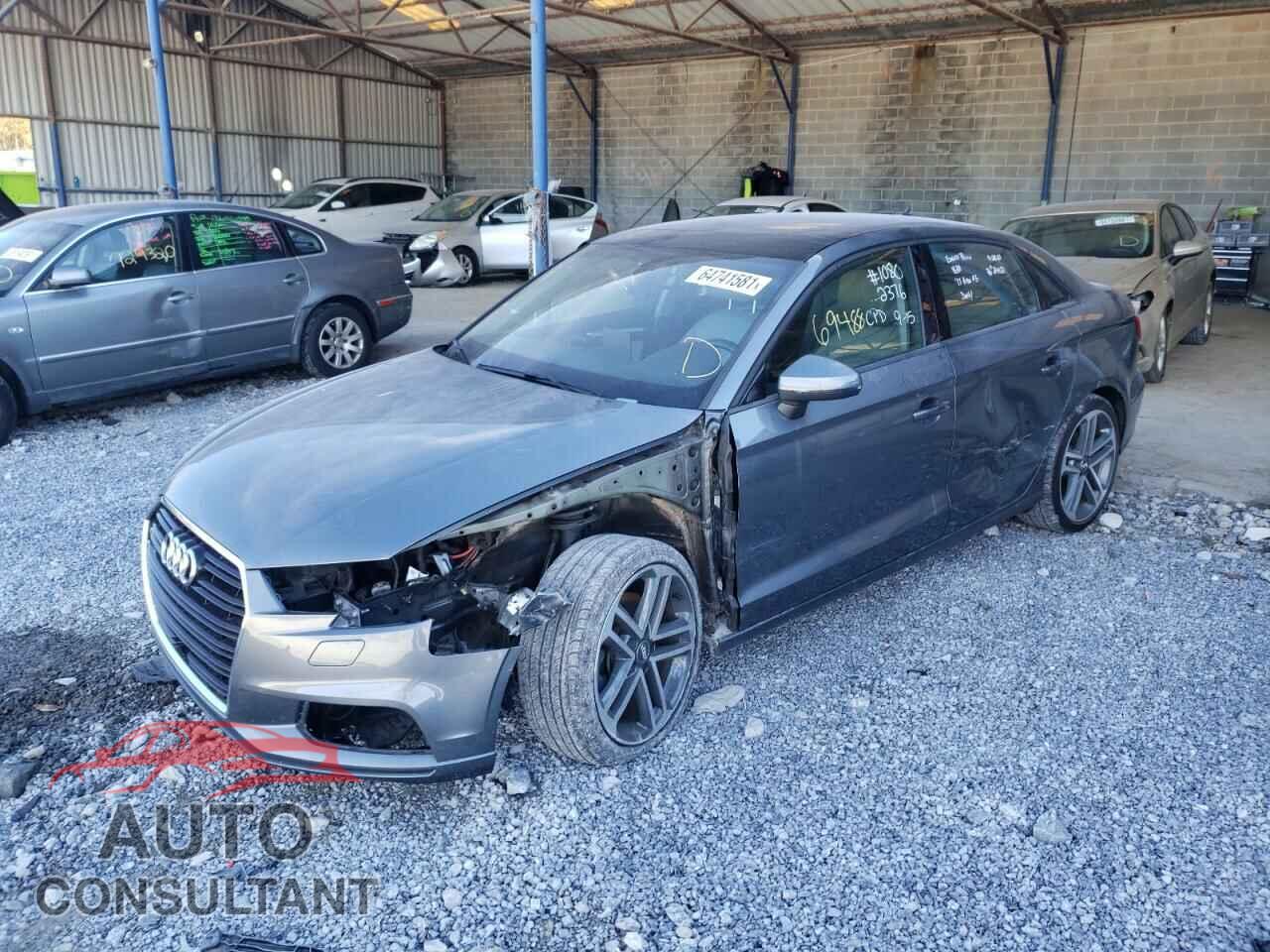 AUDI A3 2017 - WAUAUGFF5H1032376