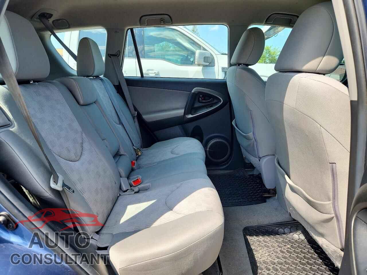 TOYOTA RAV4 2012 - 2T3ZF4DV2CW114844