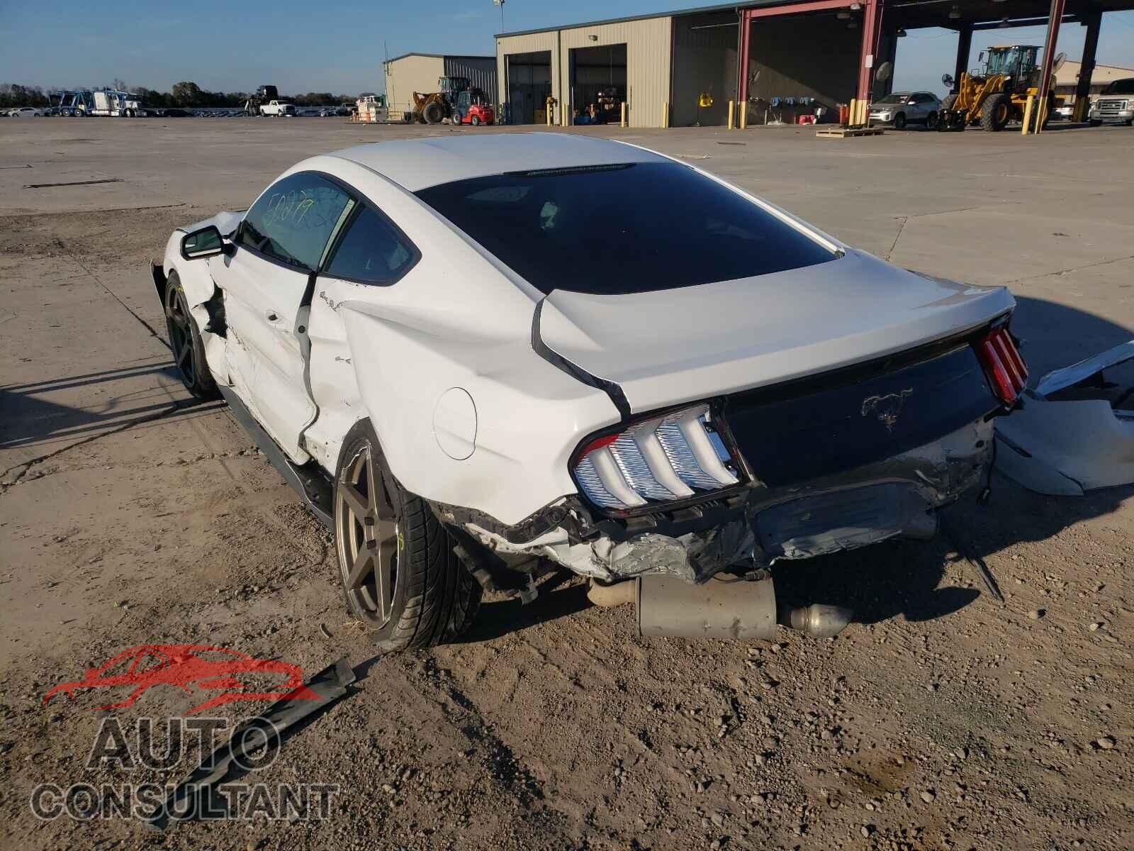 FORD MUSTANG 2018 - 1FA6P8TH1J5163224