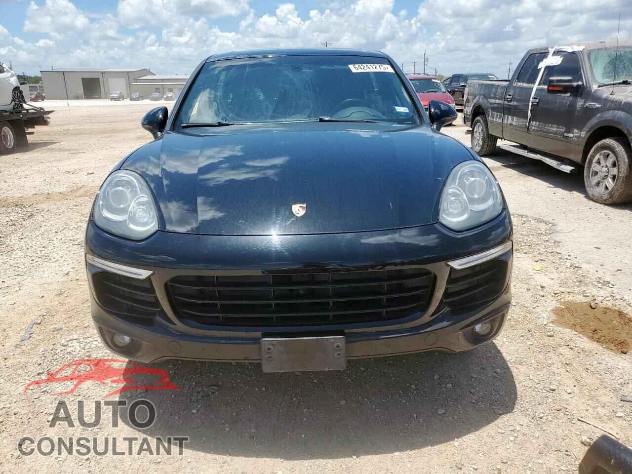 PORSCHE CAYENNE 2016 - WP1AA2A23GKA15070