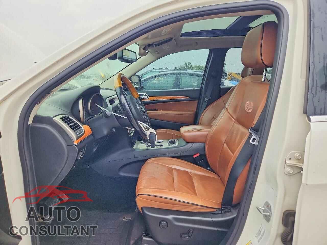 JEEP CHEROKEE 2011 - 1J4RR6GG3BC737045