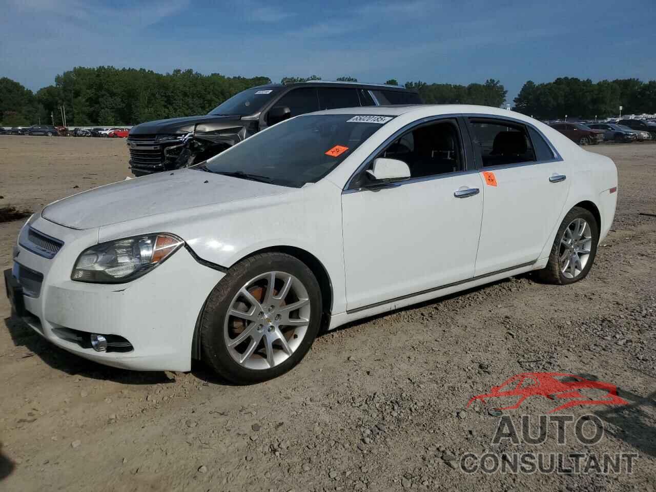CHEVROLET MALIBU 2011 - 1G1ZE5E70BF254134