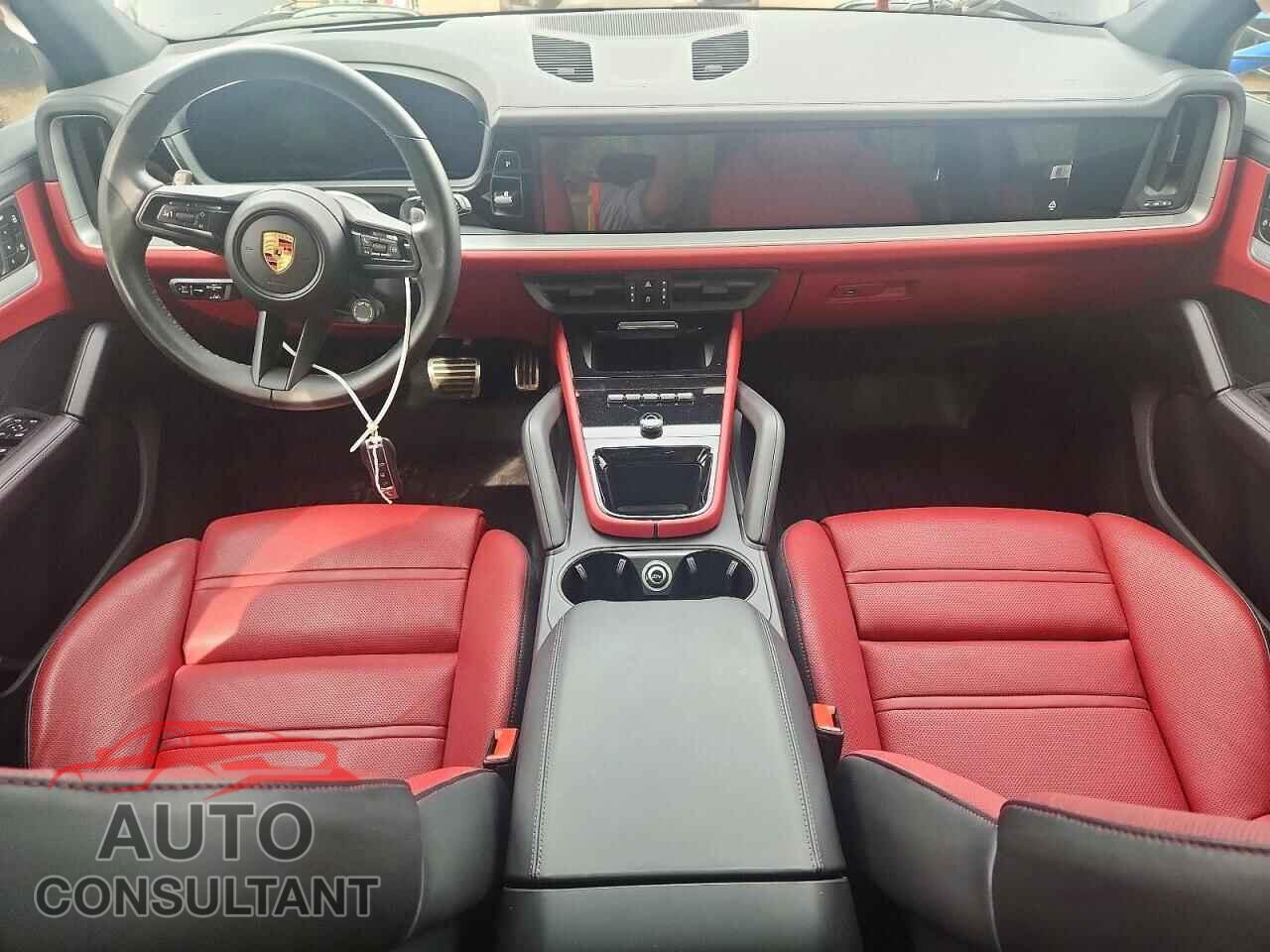 PORSCHE CAYENNE 2024 - WP1AL2AY2RDA33629