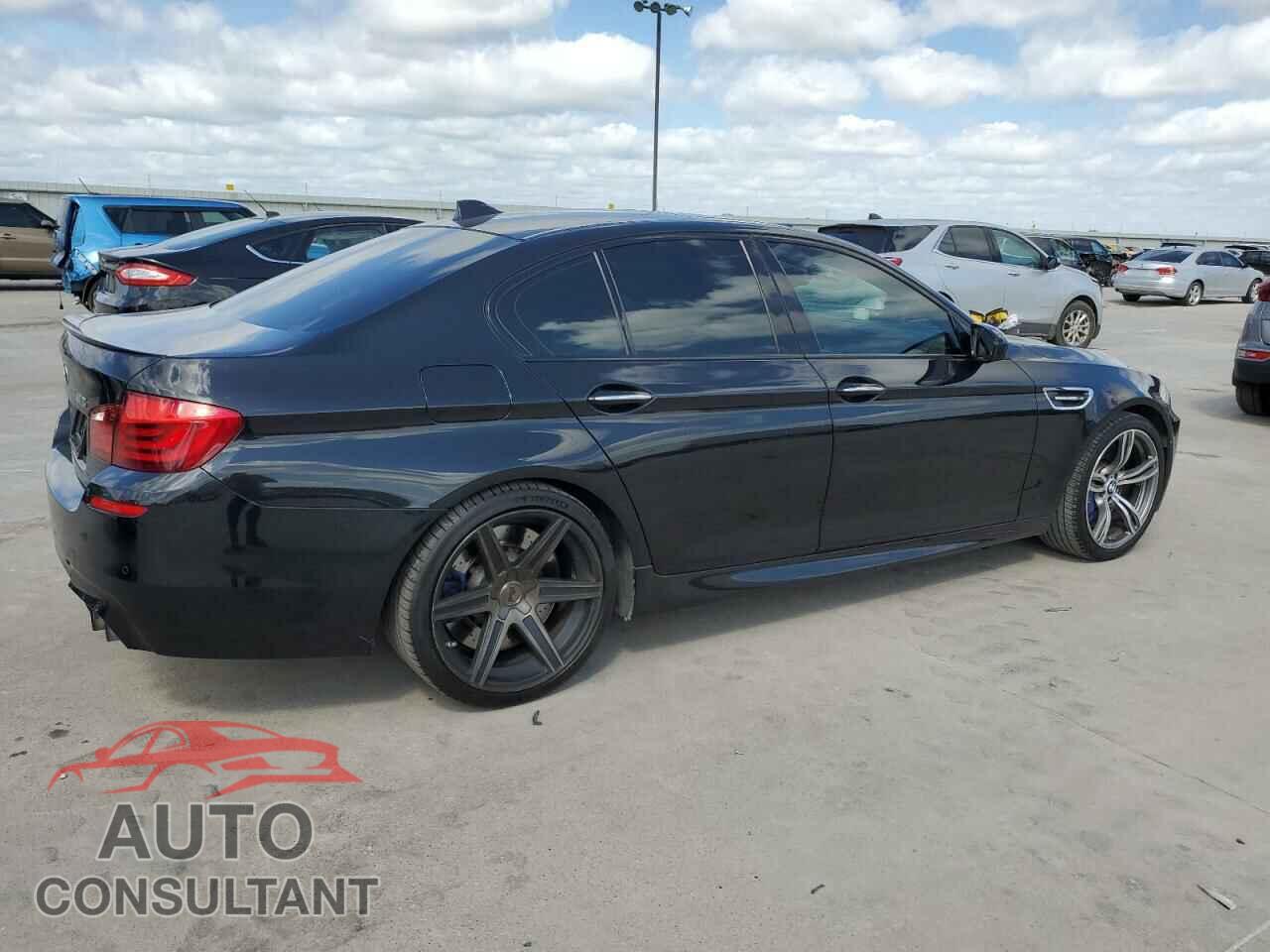 BMW M5 2013 - WBSFV9C5XDC773935