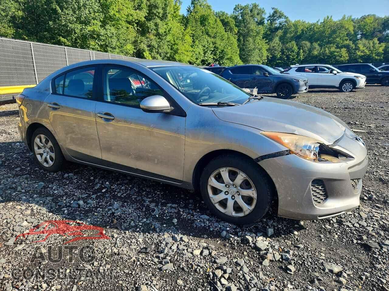 MAZDA 3 2013 - JM1BL1TF2D1730563