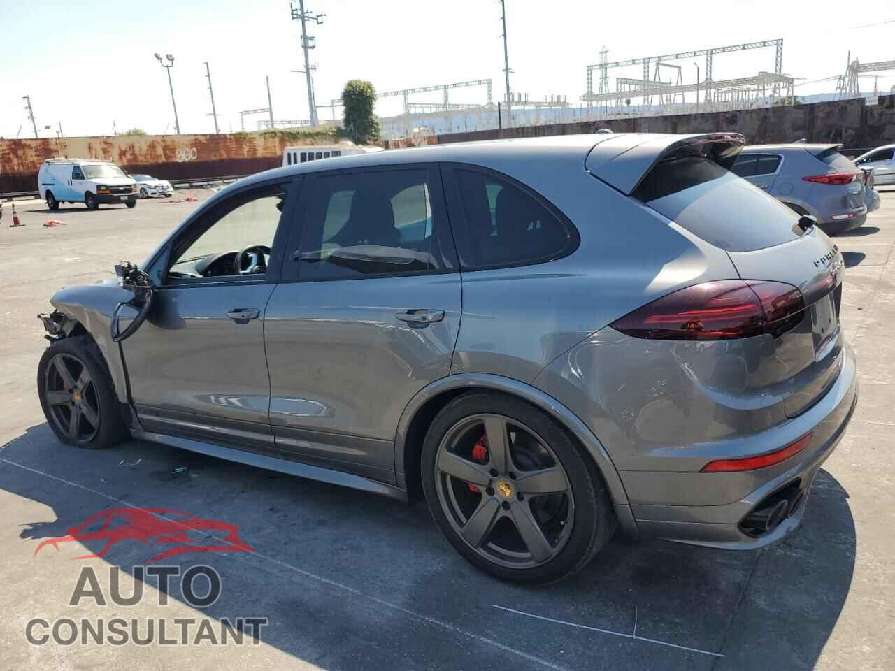 PORSCHE CAYENNE 2017 - WP1AD2A25HLA80375